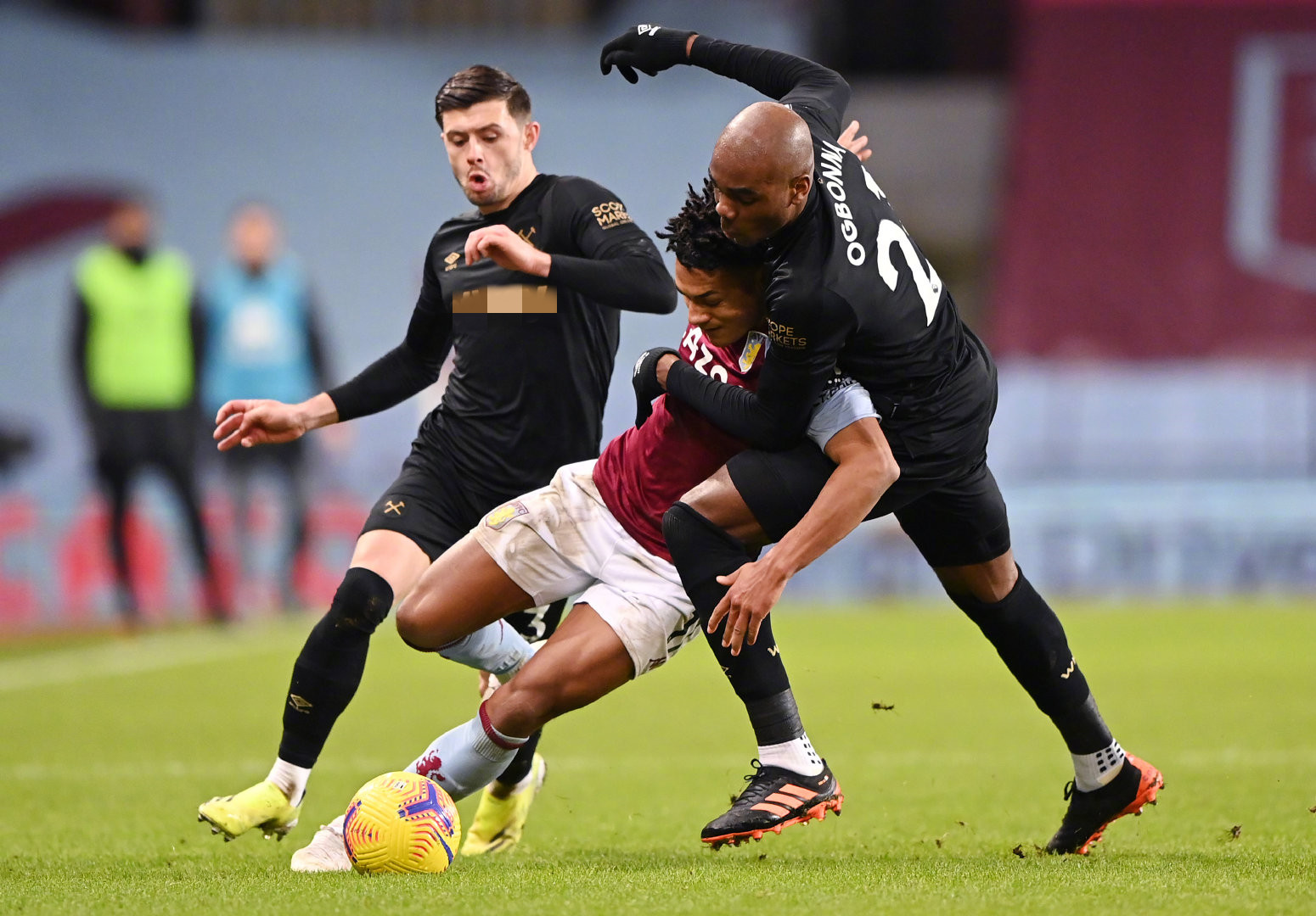 拉的表现依 拉的表现依